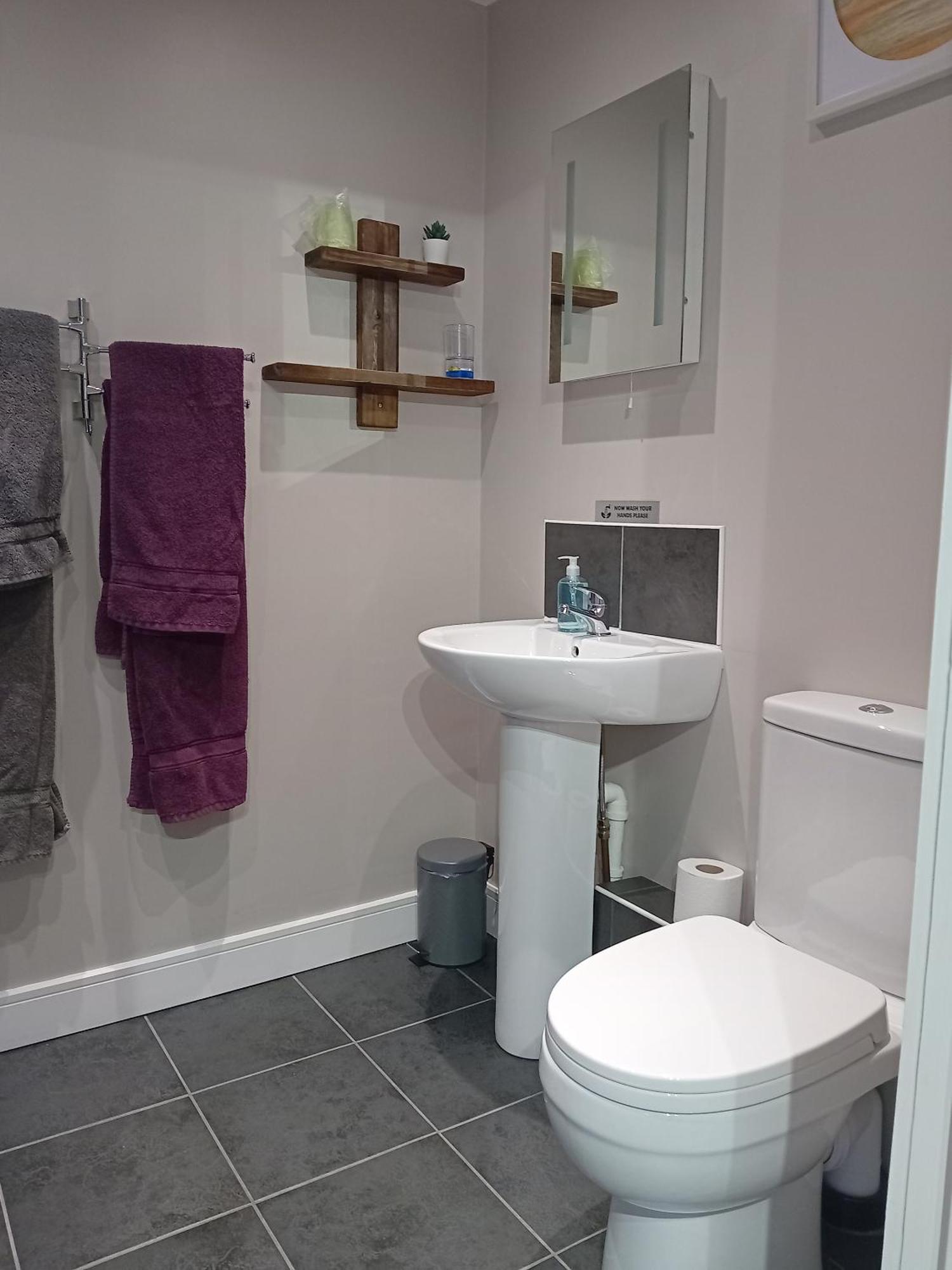 Middle House Bed & Breakfast Coventry Dış mekan fotoğraf